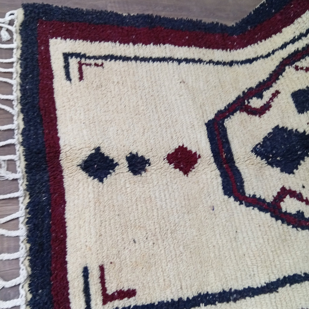 Tapis Berbère Marocain Fait Main Ivoire Bordeaux Noir – Tapis Amazigh Custom