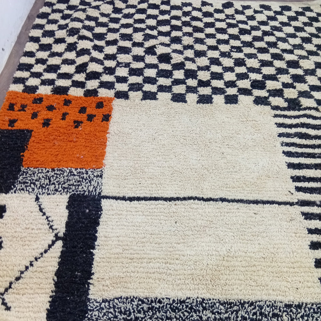 Custom Checkered Moroccan Wool Rug – Handmade Plush Berber Carpet for Living Room or Bedroom